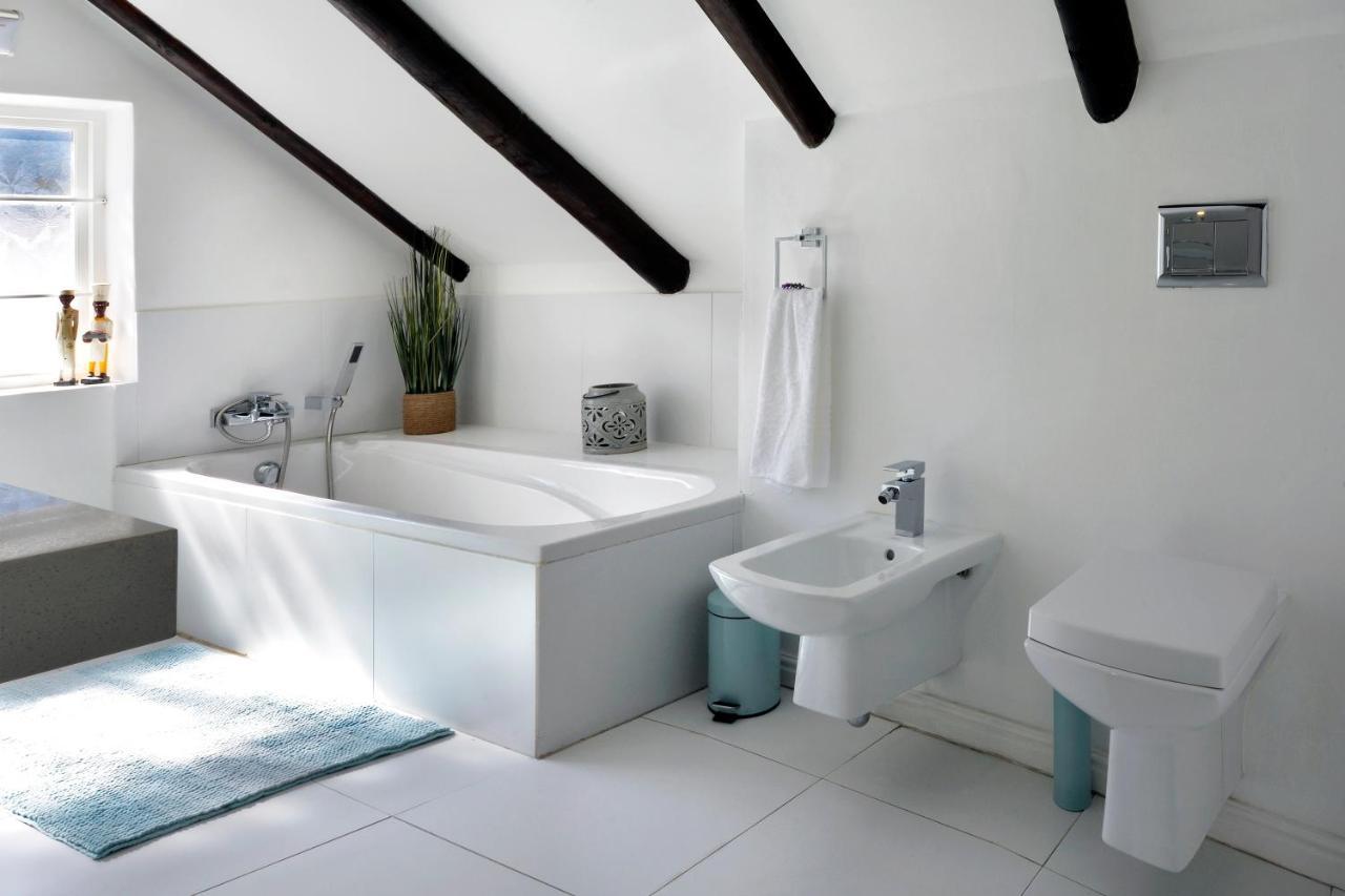La Ferme Guesthouse (Adults Only) Franschhoek Dış mekan fotoğraf